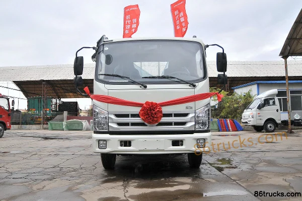 Foton Times H2 110hp 4X2(6 wheels) 3.67m Crew Cab Flatbed Light Truck Exterior (2) | 86Trucks