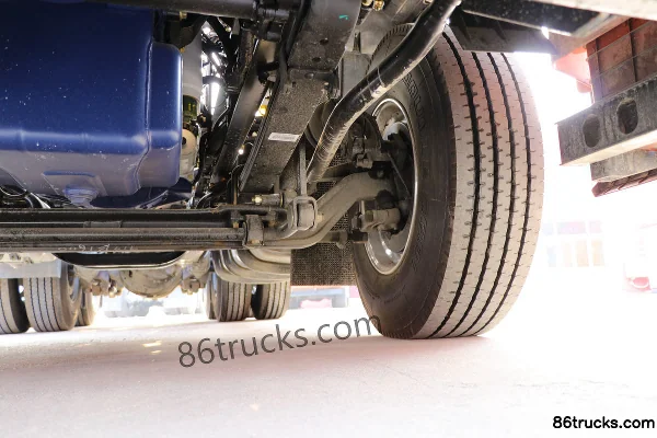 FAW Jiefang Qingdao JH6 Heavy Truck Leading Edition 550 hp 6X4(10 wheels) Tractor Truck Chassis (3) | 86Trucks