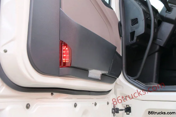 Dayun V9 camion lourd 550 ch 6X4(10 roues) tracteur routier (ralentisseur hydraulique) Cabine (1) | 86Trucks