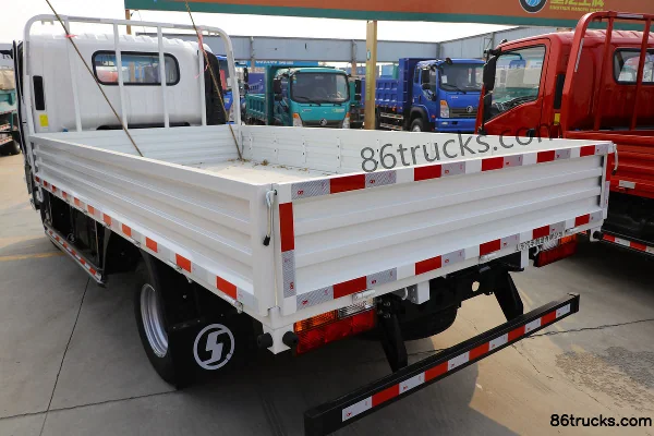 SHACMAN Light Truck Delong K3000 Light Load Comfort 110hp 4X2(6 wheels) 4.18m Single Row Flatbed Light Truck (Narrow Body) (2) | 86Trucks
