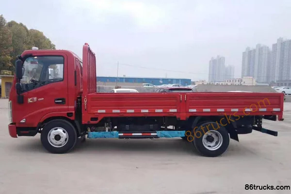 Tangjun Ouling K3 Series 116hp 4X2(6 wheels) 4.15m Single Row Flatbed Light Truck Exterior (3) | 86Trucks