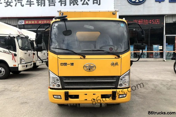 FAW Jiefang Hu VN 110 hp 4X2(6 wheels) 3.65m flammable gas enclosed transport truck (Chunxing brand) Exterior (2) | 86Trucks