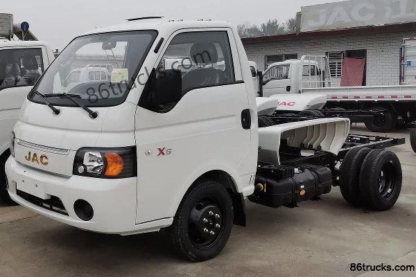 JAC Kaida X5 1,5 L 113 ch 4X2(6 roues) camion micro à ridelles cabine simple 3,5 m (China VI) Extérieur (2) | 86Trucks