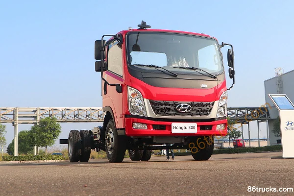 Hyundai Commercial Vehicle Hongtu 300 150hp 4X2(6 wheels) 3.835m semi-row flatbed light truck (Xingrui 6-speed)(China VI