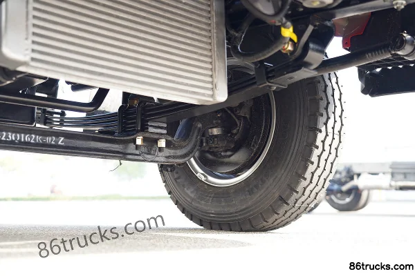 Hyundai Commercial Vehicle Hongtu300 116hp 4X2(6 wheels) 4.18m single-row flatbed light truck Chassis (2) | 86Trucks