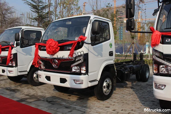 Dongfeng Furui R5 2020 110 hp 4X2(6 wheels) Dump Truck (China VI) Exterior (3) | 86Trucks