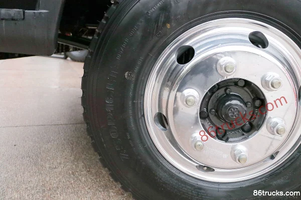 Sinotruk HOWO Wang Series 170hp 4X2(6 wheels) 4.15m Single Row Flatbed Light Truck (China VI) Chassis (3) | 86Trucks