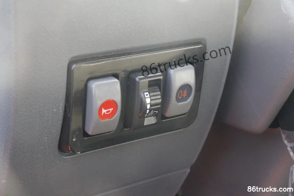 NanJun Xinxiangkang 170 ch 4X2(6 roues) 3,95 m camion benne (China VI) Cabine (2) | 86Trucks