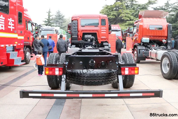 Sinotruk HOWO G5M 220 hp 4X2(6 wheels) Single Row Flatbed Light Truck Chassis (China VI) Exterior (3) | 86Trucks