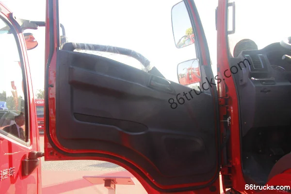 NanJun Ruiji J30 200hp 4X2(6 wheels) 4.25m dump truck Cab (1) | 86Trucks