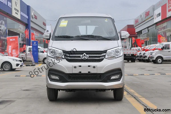 Changan Kuayue Wang X1 1.6L Gasoline 122 hp 4X2(6 wheels) 2.55m Double Row Flatbed Mini Truck Exterior (2) | 86Trucks