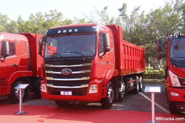 NanJun Ruiyu K60 300 hp 8X4(12 wheels) 6.8m Dump Truck Exterior (3) | 86Trucks