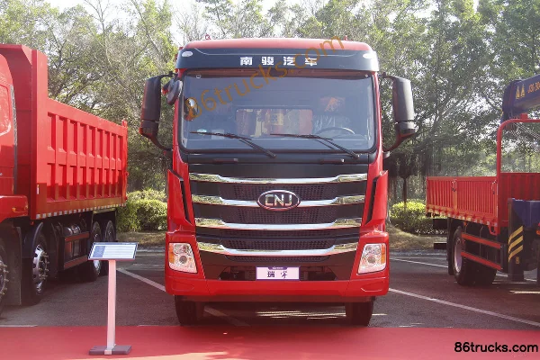 NanJun Ruiyu K60 300 hp 8X4(12 wheels) 6.8m Dump Truck Exterior (2) | 86Trucks