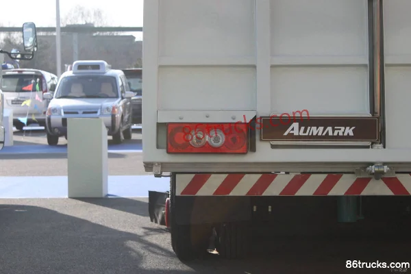 Foton Aumark 1 Series 80 hp 4X2(6 wheels) garbage truck Chassis (3) | 86Trucks