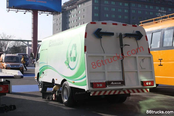 Foton Aumark 1 Series 80 hp 4X2(6 wheels) garbage truck Chassis (1) | 86Trucks