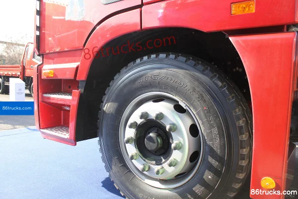 Foton Auman GTL 6 Series Heavy Truck Basic Type 400hp 6X4(10 wheels) Dangerous Goods Tractor Truck (Hydraulic Retarder) Chassis (1) | 86Truc