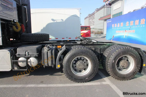 Foton AumanGTL Série 6 poids lourd 375 ch 6X4(10 roues) tracteur routier (rapport de pont: 3,364) Châssis (3) | 86Trucks