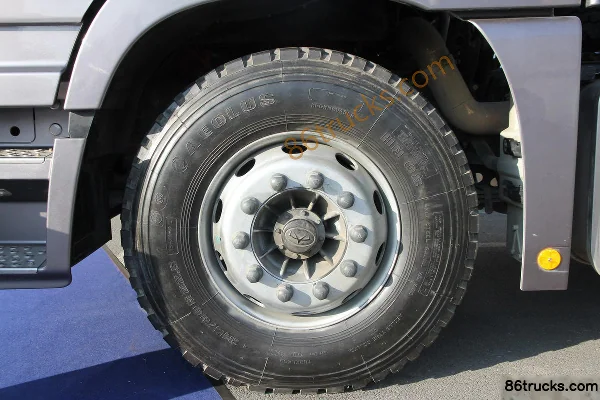 Foton AumanGTL Série 6 poids lourd 375 ch 6X4(10 roues) tracteur routier (rapport de pont: 3,364) Châssis (2) | 86Trucks