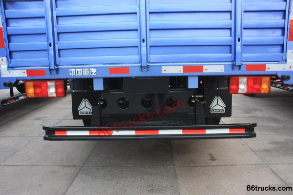 Sinotruk HOWO Hanjun 190 hp 4X2(6 wheels) 4.85m semi-row flatbed cargo truck (10-speed) Body (2) | 86Trucks