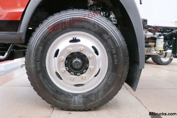 Sinotruk HOWO Tongshuai 168 ch 4X2(6 roues) 5,2 m porteur plateau cabine approfondie (8 vitesses) Châssis (2) | 86Trucks