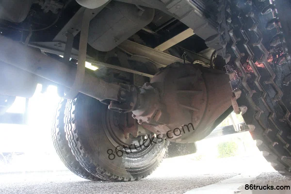 NanJun Ruiyu R60D 220 hp 6X2(8 wheels) 4.6m Dump Truck Chassis (3) | 86Trucks