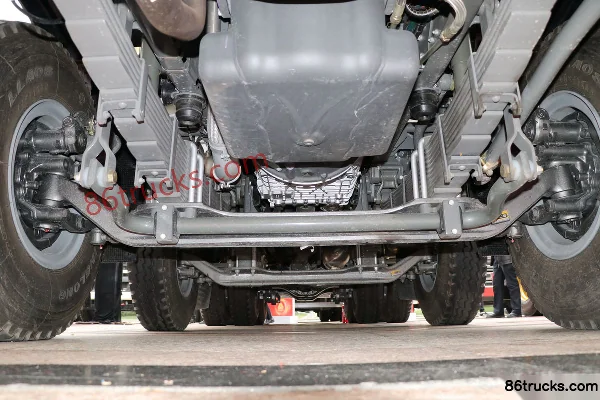 Sinotruk HOWO TX7 400 hp 8X4(12 wheels) 5.8m Dump Truck Chassis (1) | 86Trucks
