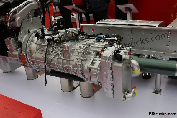 Sinotruk HW25716XACL 16-speed AMT Transmission Exterior (2) | 86Trucks