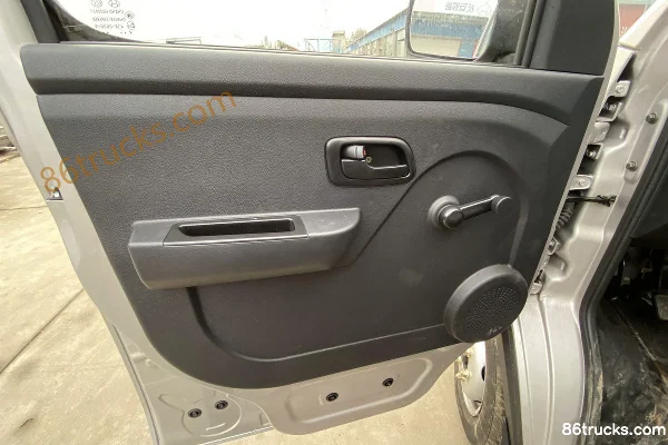 Changan Kuayue Xinbao T5 Comfort Edition 1.5L Gasoline 112hp 4X2(6 wheels) 3.185m Single Row Van Mini Truck (Dual Rear Wheels) (China VI) Ca