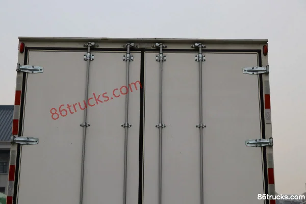 SHACMAN Delong M6000 336 hp 4X2(6 wheels) center-axle train (China VI) Chassis (2) | 86Trucks