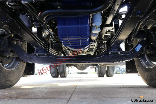 SHACMAN Cummins Delong New M3000 Composite Edition 345 ch 4X2(6 roues) tracteur routier Châssis (1) | 86Trucks