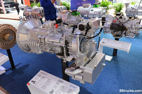 Fast Gear 8JS95TE-C 8-Speed Manual Transmission Exterior (3) | 86Trucks