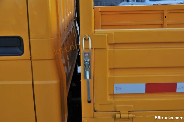 FAW Hongta FAW Jiefang Baling 115 hp 4X2(6 wheels) 2.76m Double Row Flatbed Light Truck (China VI) Body (1) | 86Trucks