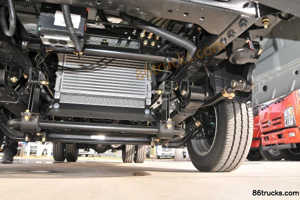Feidi DX Deluxe 1.9L 102hp 4X2(6 wheels) 3.02m double-row flatbed mini truck Chassis (3) | 86Trucks