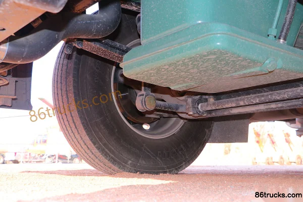 FAW Jiefang Qingdao JH6 Poids lourd Édition Zhizun Sud 550 ch 6X4(10 roues) Tracteur routier AMT automatique Châssis (3) | 86Trucks