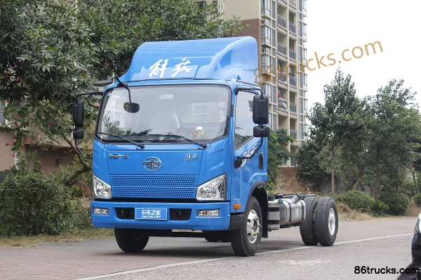 FAW Jiefang J6F Tech Edition 150hp 4X2(6 wheels) 4.21m Single Row Van Light Truck Exterior (3) | 86Trucks