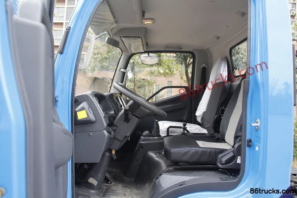 FAW Jiefang J6F Tech Edition 150hp 4X2(6 wheels) 4.21m Single Row Van Light Truck Cab (3) | 86Trucks