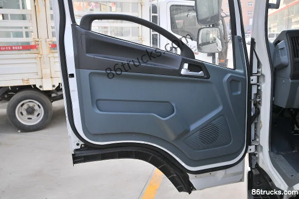 FAW Hongta FAW Jiefang Gongshi 120hp 4X2(6 wheels) wrecker truck Cab (2) | 86Trucks