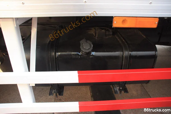 Sinotruk HOWO T5G 95hp 4X2(6 wheels) Refrigerated Truck (Zhongji Brand) Chassis (1) | 86Trucks
