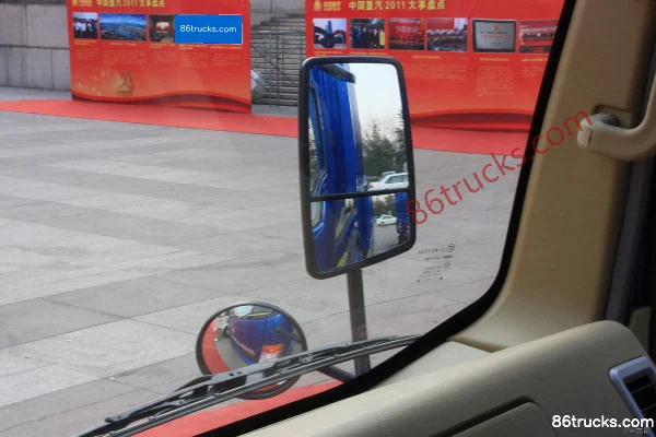 Sinotruk HOWO Hanjiang version lourde 170 ch 4X2(6 roues) camion porteur fourgon 5,75 m cabine avec couchette (1) | 86Trucks