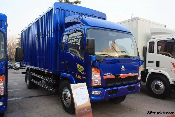 Sinotruk HOWO Hanjiang version lourde 170 ch 4X2(6 roues) camion porteur fourgon 5,75 m cabine avec couchette Extérieur (3) | 86Trucks
