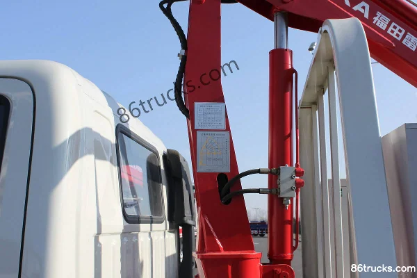 Foton Aumark 4X2(6 wheels) Truck Mounted Crane (2011 model) Body (2) | 86Trucks