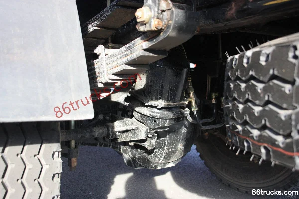 Foton Ruivo camion porteur moyen 168 ch 4X2(6 roues) 6,2 m plateau à ridelles Châssis (3) | 86Trucks