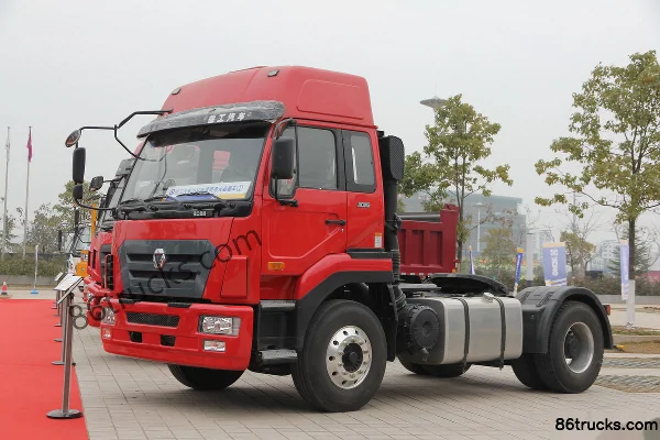 XCMG Qilong Heavy Truck 420hp 6X4(10 wheels) Tractor Truck Exterior (3) | 86Trucks