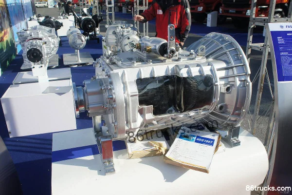 Fast Gear 6DS180 6-Speed Manual Transmission Exterior (2) | 86Trucks