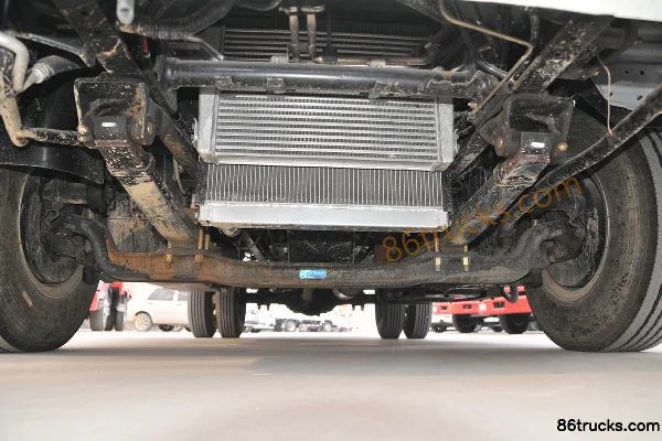 FAW Hongta FAW Jiefang Gongshi 120hp 4X2(6 wheels) wrecker truck Chassis (1) | 86Trucks