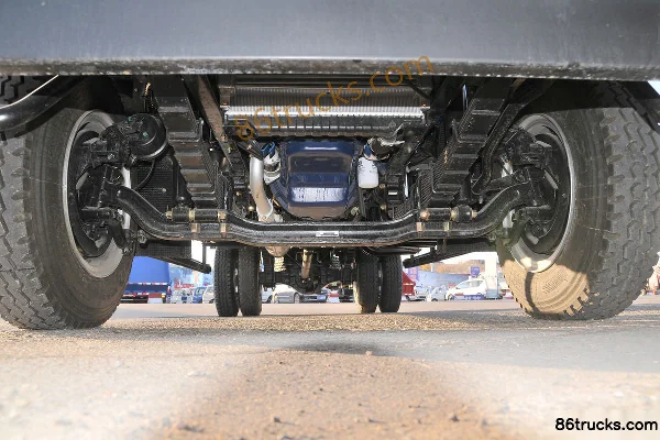 Feidi D3 Series 130 hp 4X2(6 wheels) 5.7m Semi-row Light Truck (Yangchai) Chassis (1) | 86Trucks