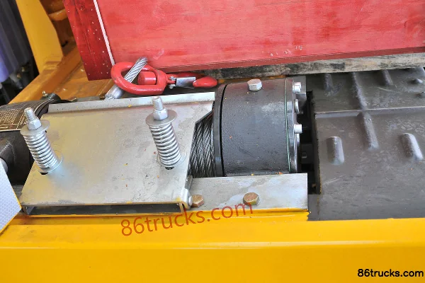 FAW Jiefang Hu V 110hp 4X2(6 wheels) Wrecker (Chusheng Brand) Body (3) | 86Trucks