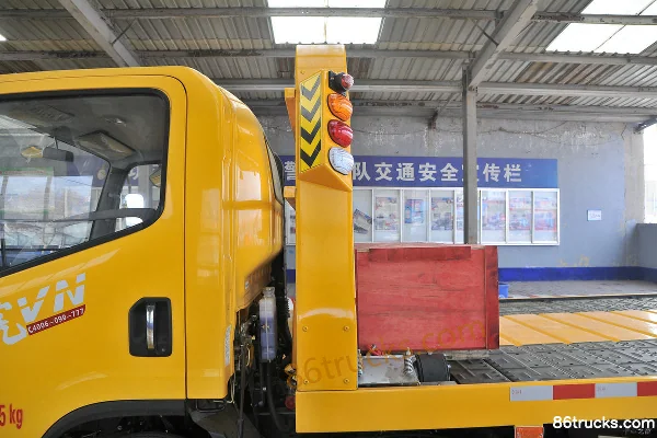 FAW Jiefang Hu V 110hp 4X2(6 wheels) Wrecker (Chusheng Brand) Body (2) | 86Trucks