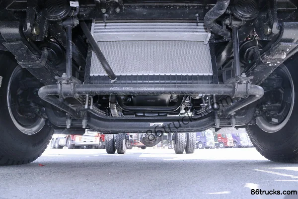 Foton Auling New Jieyun 156hp 4X2(6 wheels) 3.8m half-row van light truck Chassis (2) | 86Trucks