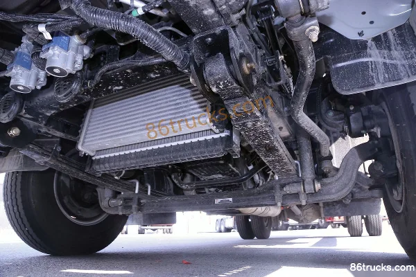 Foton Ollin Siyun 120 ch 4X2(6 roues) camion fourgon à cabine simple 4,14 m (China VI) Châssis (3) | 86Trucks